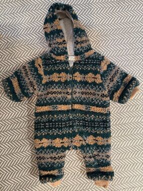 Little Cosmo NWOT Cozy Hooded Fuzzy Jumpsuit - Green & Tan